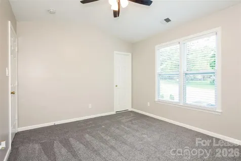 6305 Montezuma Trail Charlotte NC 28227