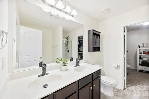 4715 Mcclure Road Charlotte NC 28216
