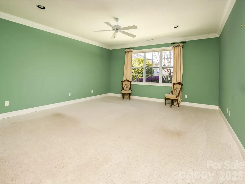 124 Towne Place Drive Hendersonville NC 28792