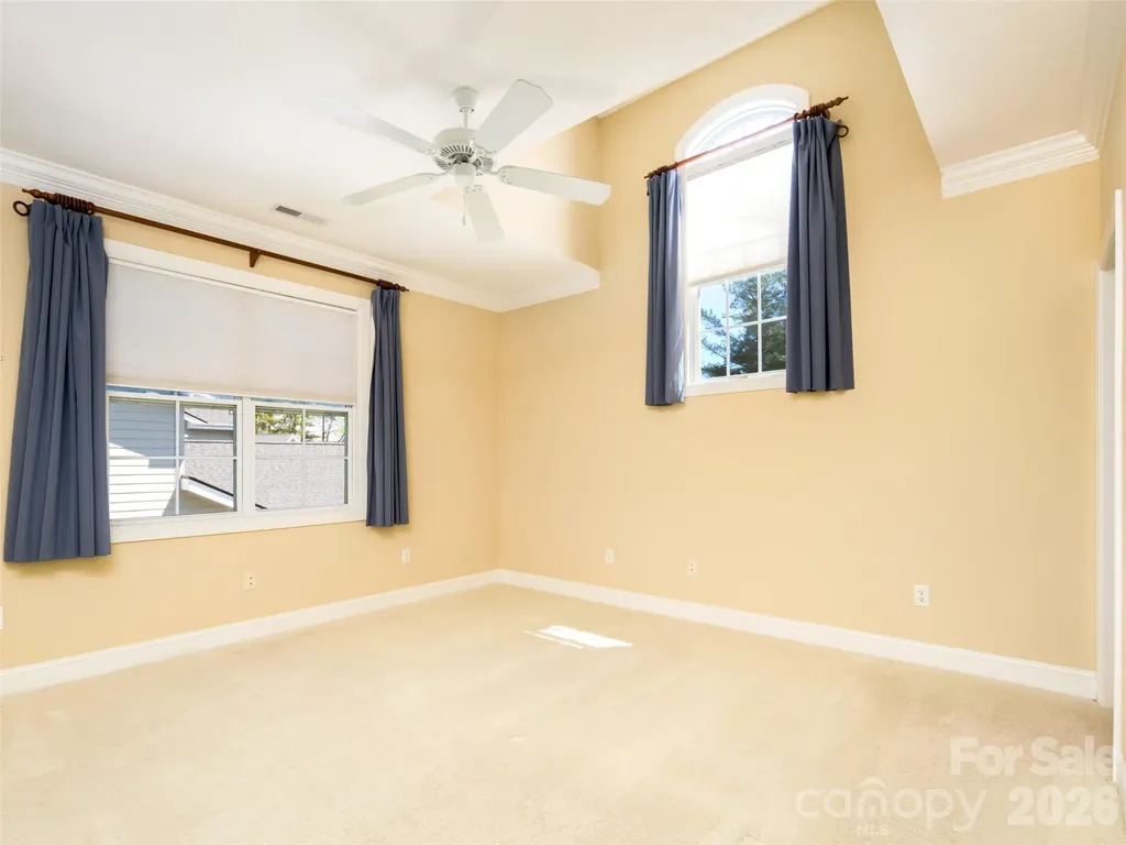 124 Towne Place Drive Hendersonville NC 28792