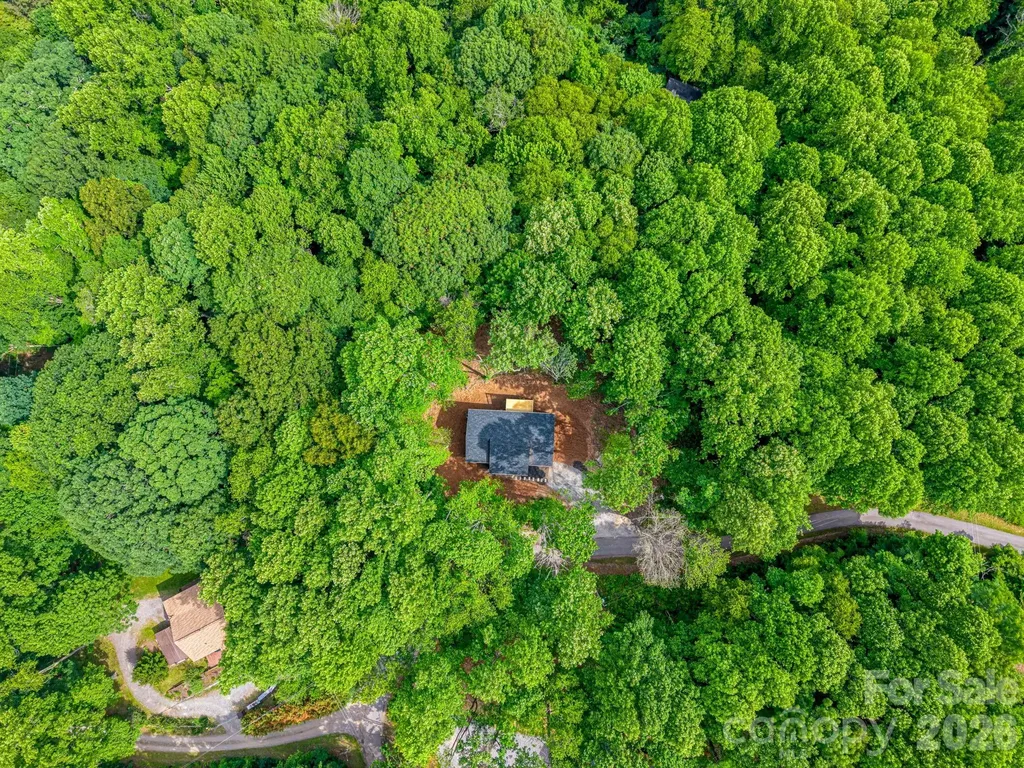 1282 Old Country Road Waynesville NC 28786