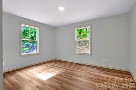 1282 Old Country Road Waynesville NC 28786