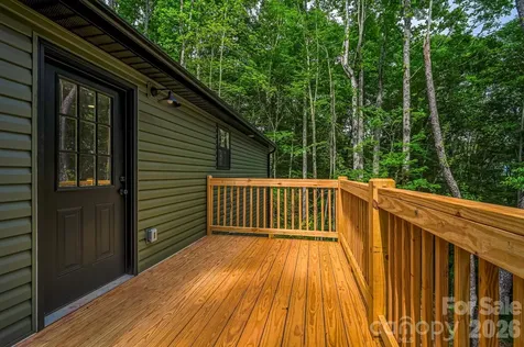 1282 Old Country Road Waynesville NC 28786