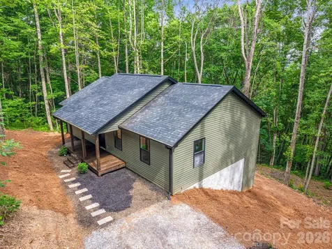 1282 Old Country Road Waynesville NC 28786