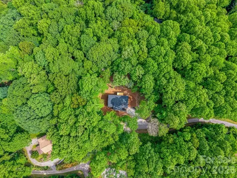 1282 Old Country Road Waynesville NC 28786