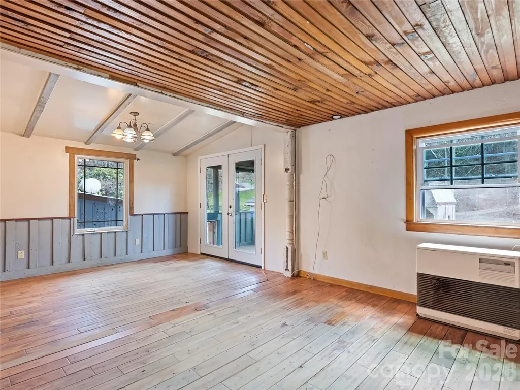 838 Hidden Valley Road Clyde NC 28721