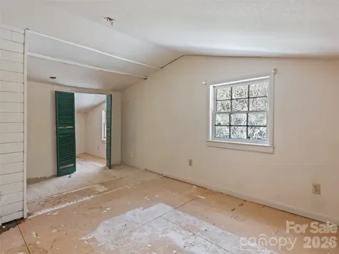 838 Hidden Valley Road Clyde NC 28721