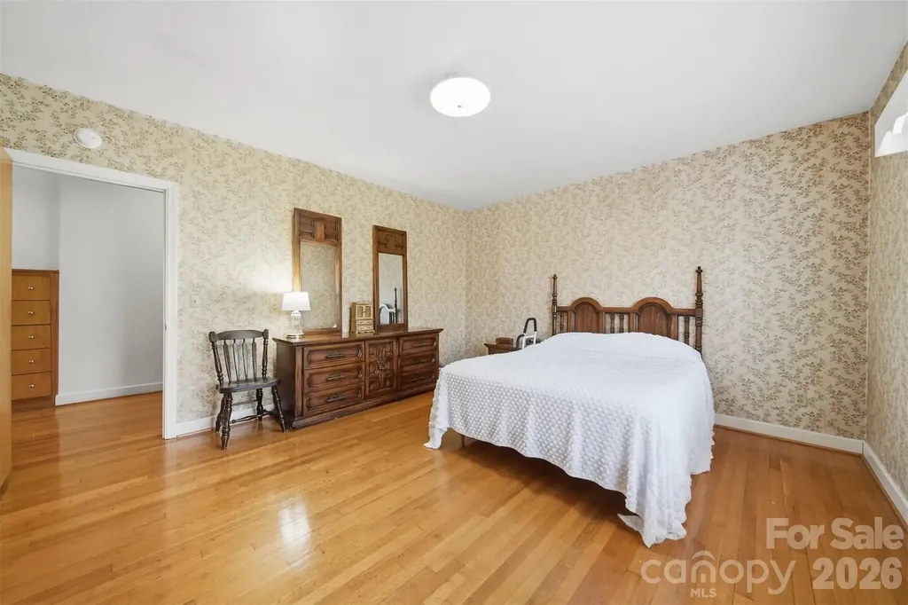 32 Falls Avenue Granite Falls NC 28630