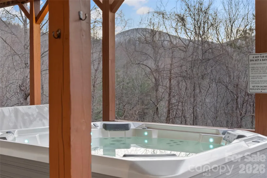 173 Mistletoe Park Lake Lure NC 28746