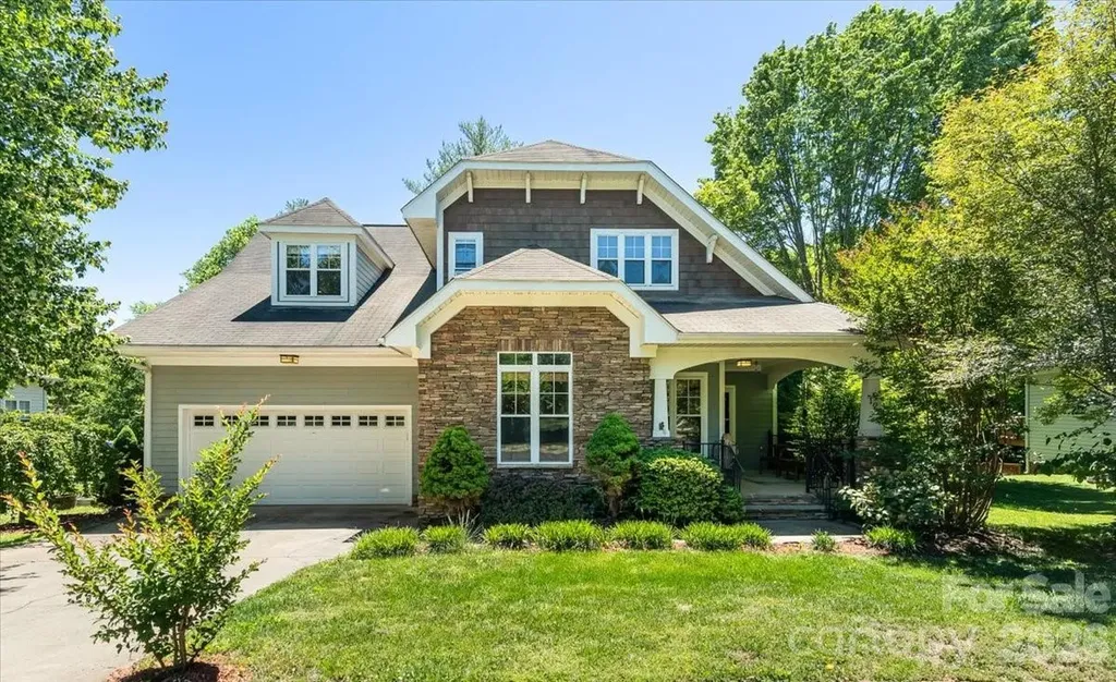 126 Carolina Bluebird Loop Arden NC 28704