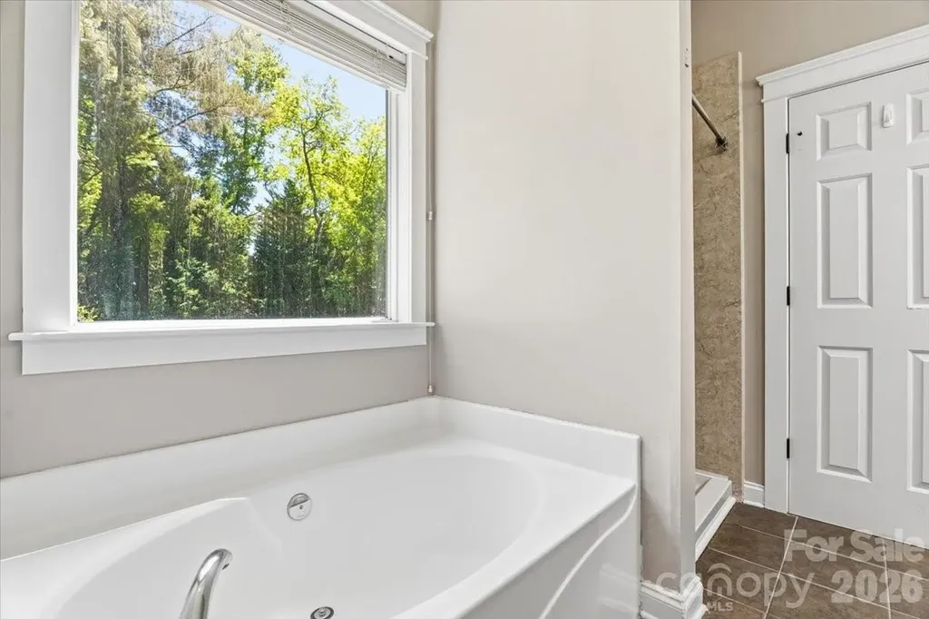 126 Carolina Bluebird Loop Arden NC 28704