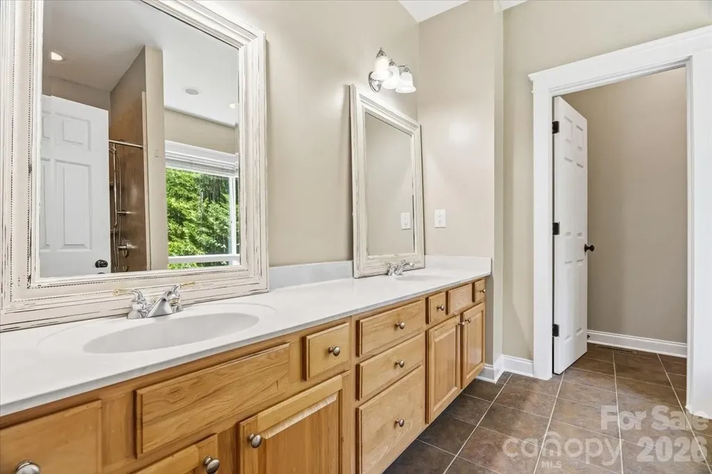 126 Carolina Bluebird Loop Arden NC 28704