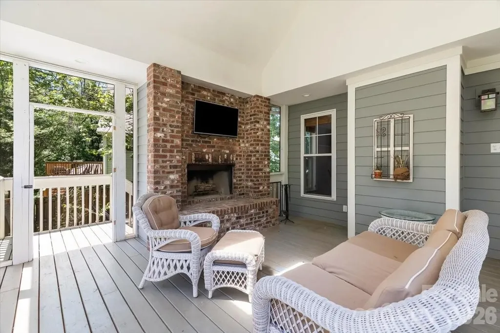 126 Carolina Bluebird Loop Arden NC 28704