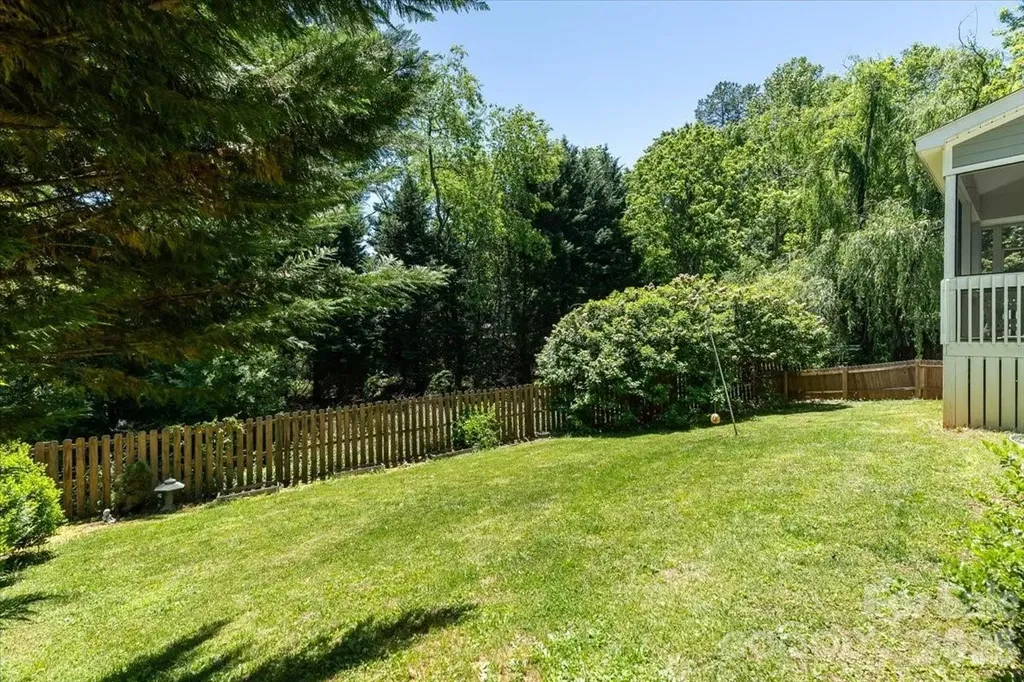 126 Carolina Bluebird Loop Arden NC 28704