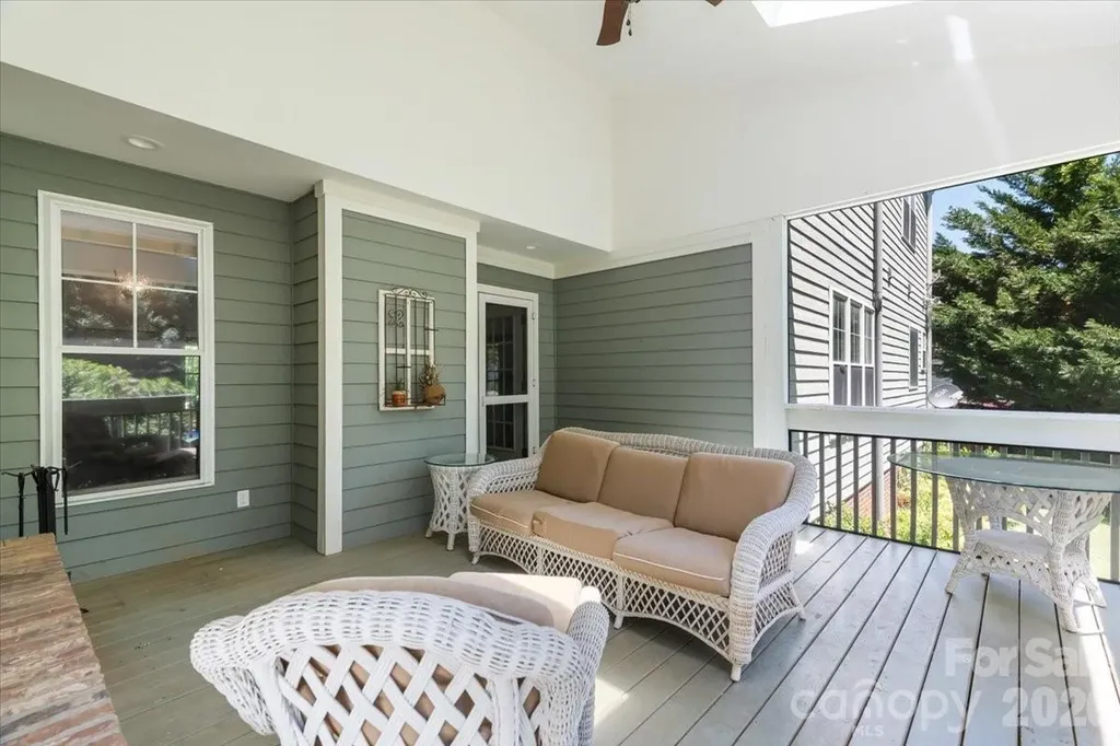 126 Carolina Bluebird Loop Arden NC 28704