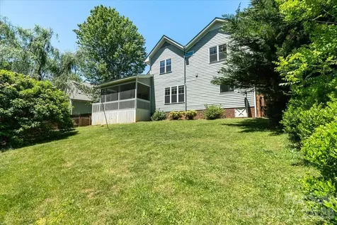 126 Carolina Bluebird Loop Arden NC 28704