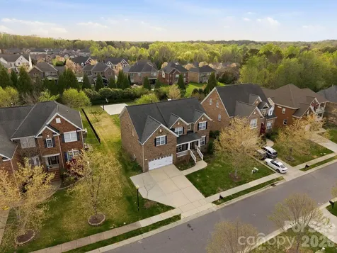422 Deer Brush Lane Waxhaw NC 28173
