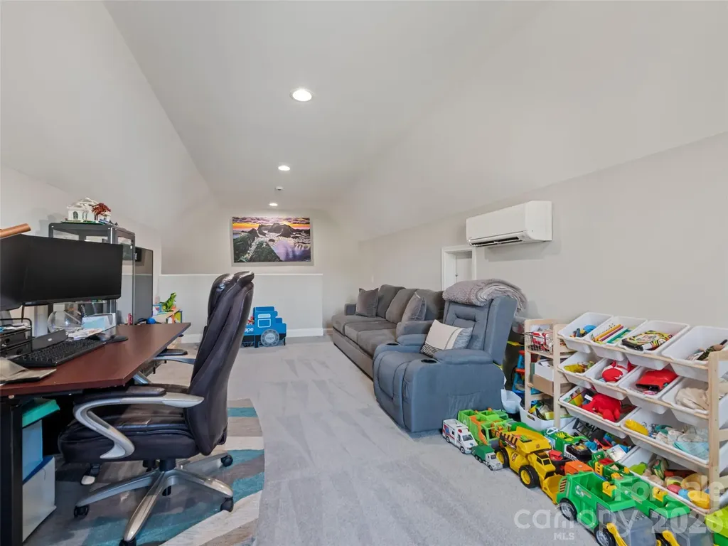 1711 Plantation Loop Morganton NC 28655