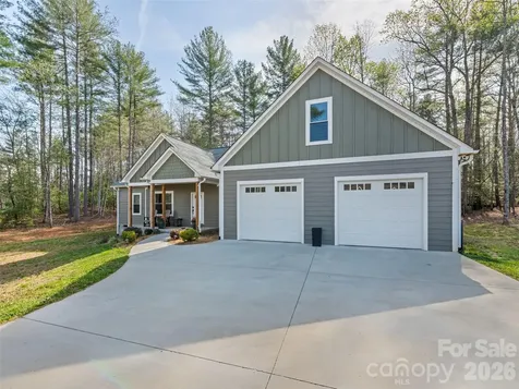 1711 Plantation Loop Morganton NC 28655