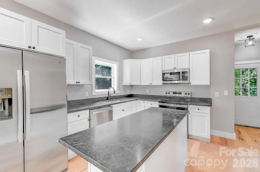 139 Northbend Drive Asheville NC 28804