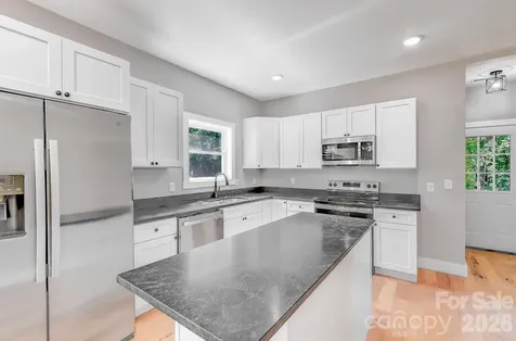 139 Northbend Drive Asheville NC 28804