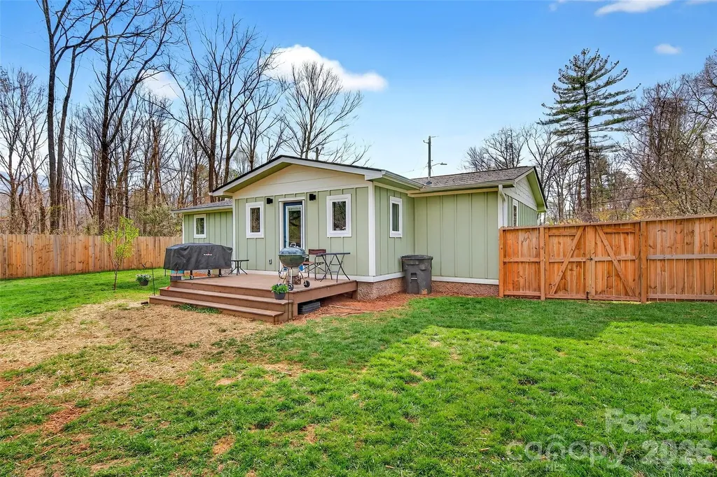 216 Vance Avenue Black Mountain NC 28711