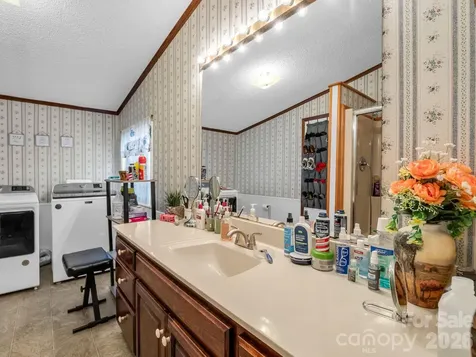 208 Oak Drive Shelby NC 28150