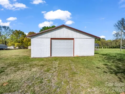208 Oak Drive Shelby NC 28150
