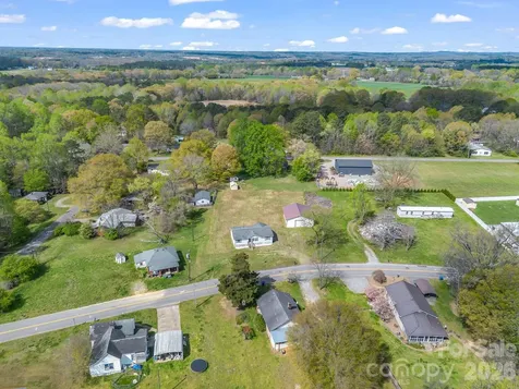 208 Oak Drive Shelby NC 28150