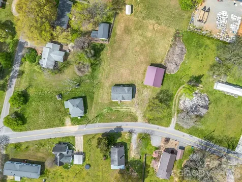 208 Oak Drive Shelby NC 28150