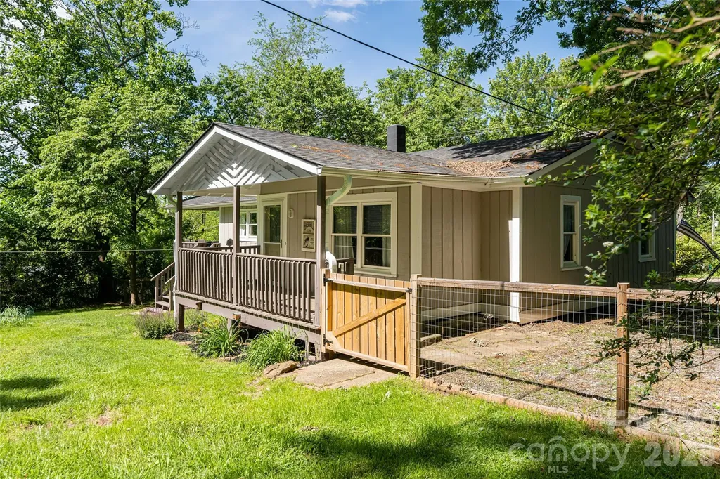 345 Lower Grassy Branch Road Asheville NC 28805