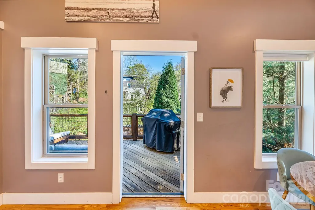 156 Bradley Street Asheville NC 28806