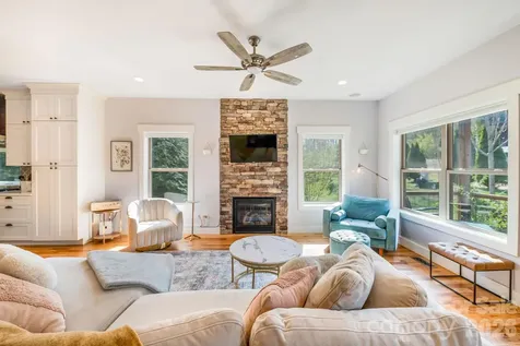 156 Bradley Street Asheville NC 28806