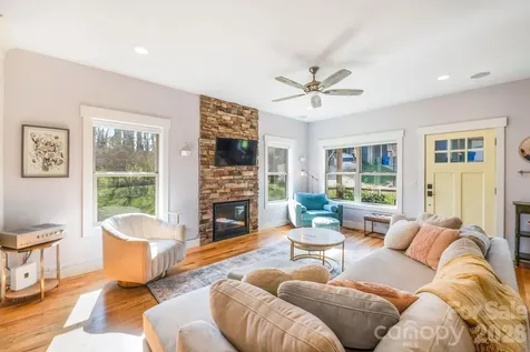 156 Bradley Street Asheville NC 28806