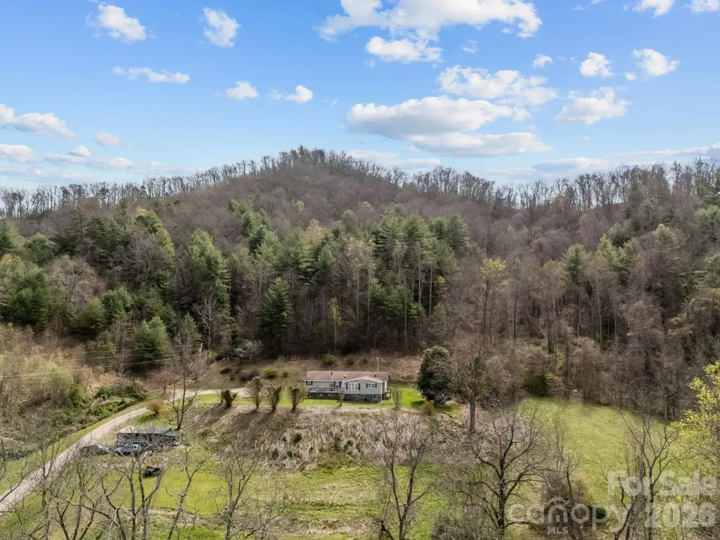 74 Chambers Road Weaverville NC 28787