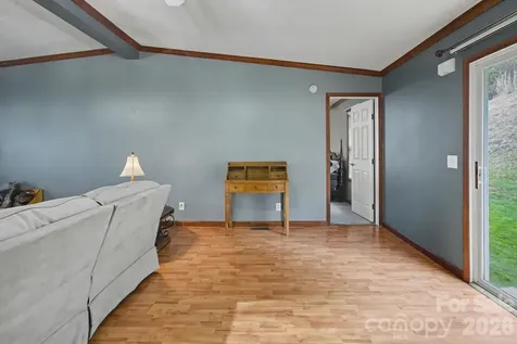 74 Chambers Road Weaverville NC 28787