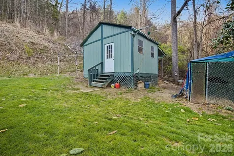 74 Chambers Road Weaverville NC 28787