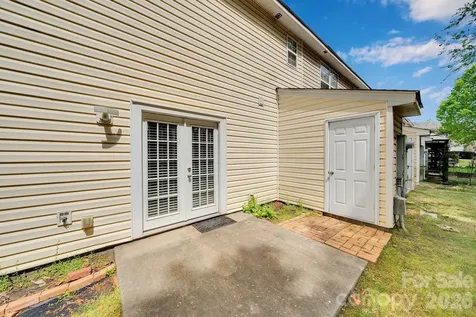 17039 Greenlawn Hills Court Charlotte NC 28213