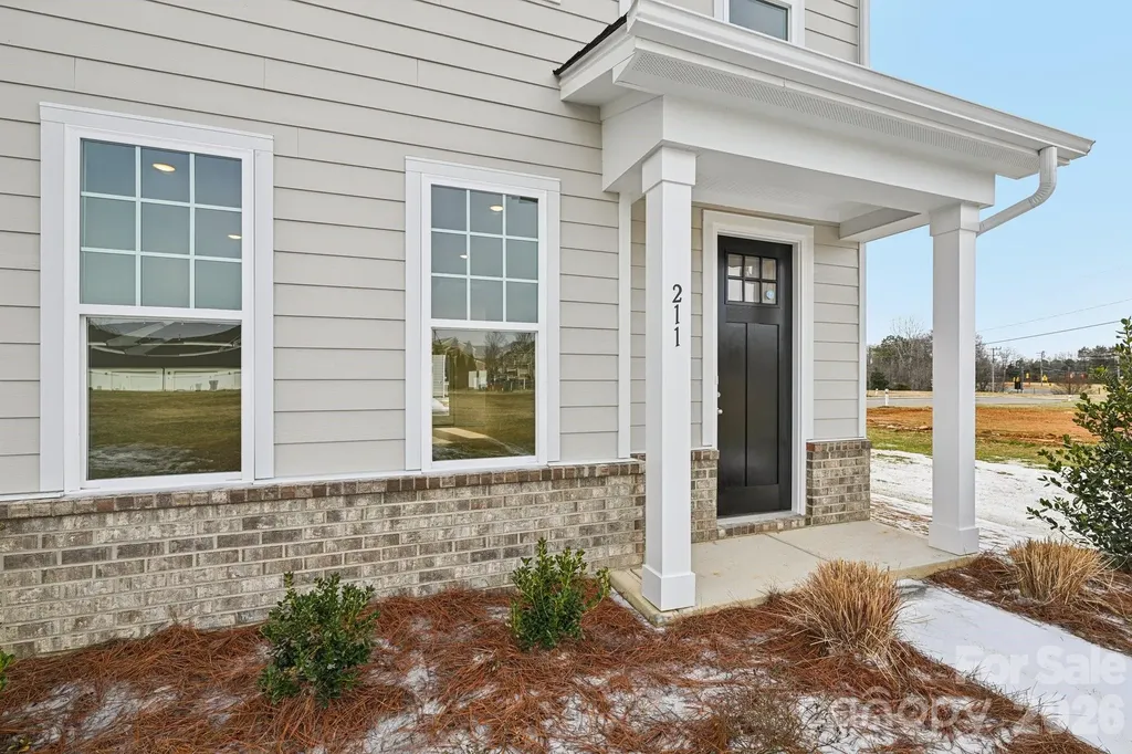 201 Vanguard Lane Cramerton NC 28032