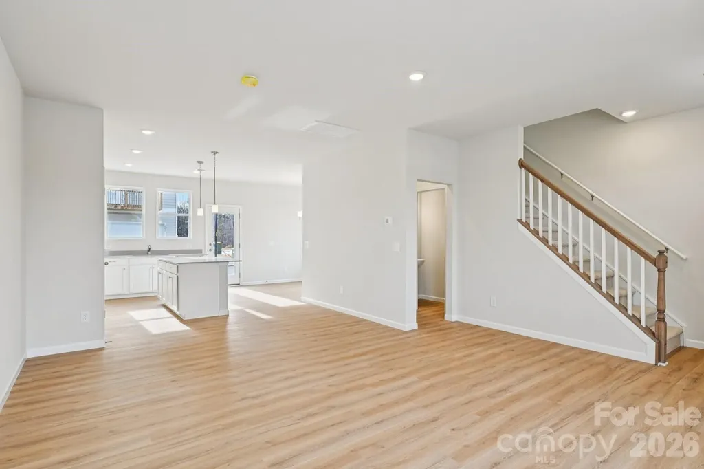 201 Vanguard Lane Cramerton NC 28032