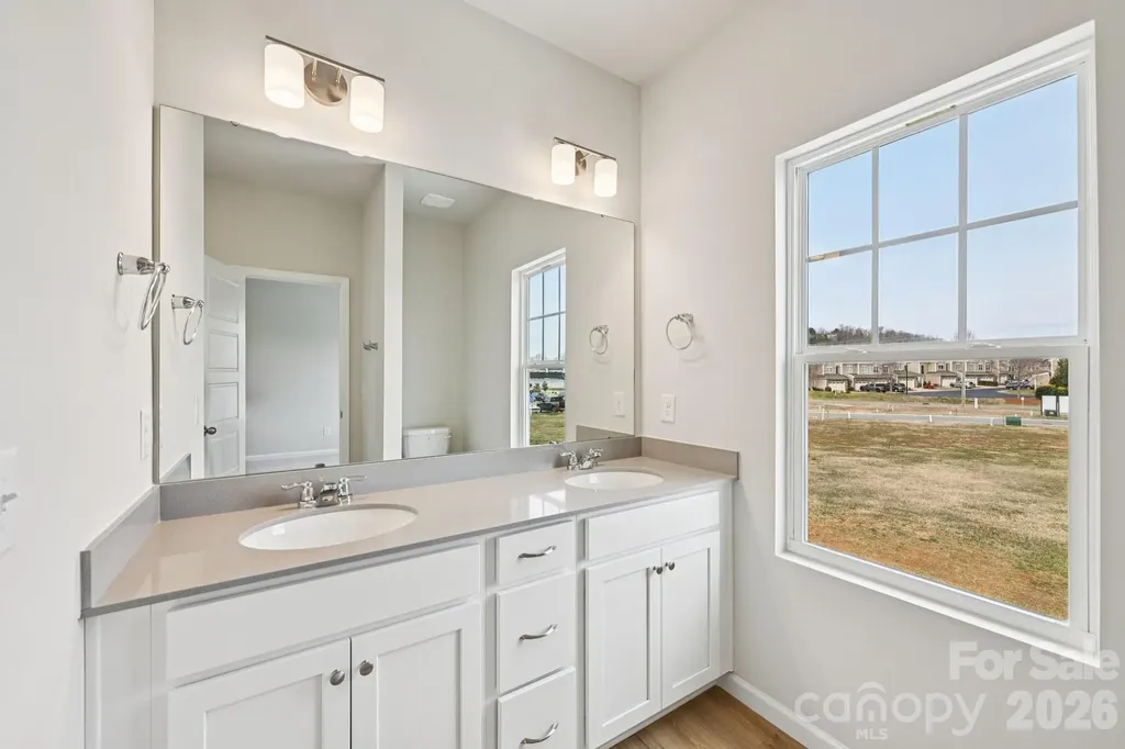 201 Vanguard Lane Cramerton NC 28032