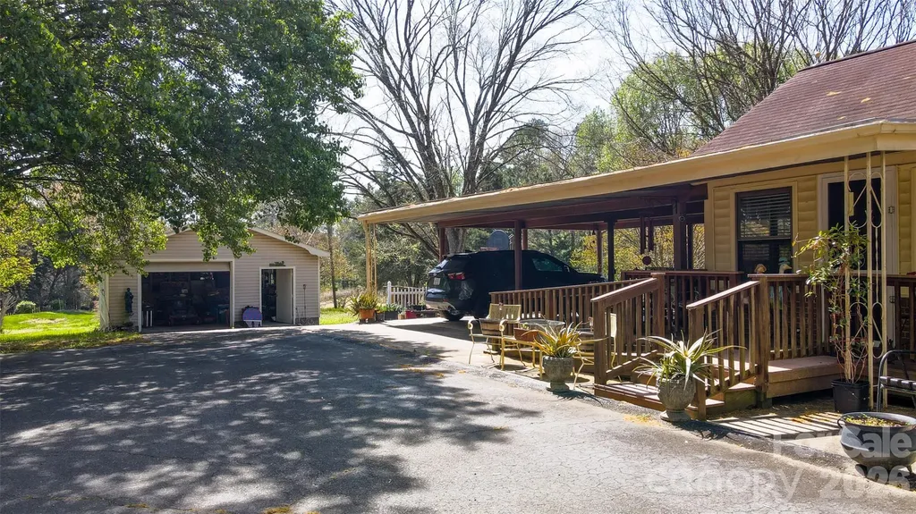 9730 Mount Holly Huntersville Road Huntersville NC 28078