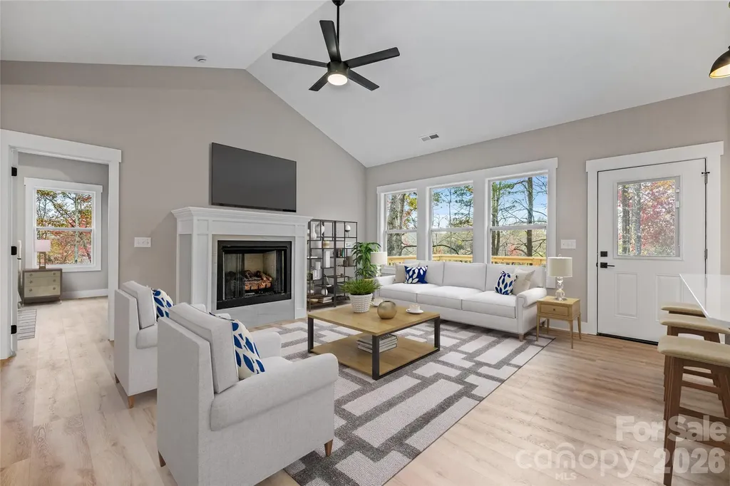 72 Canary Lane Hendersonville NC 28792