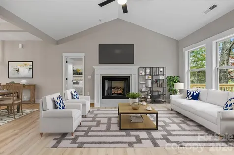 72 Canary Lane Hendersonville NC 28792