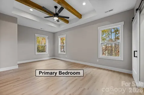 72 Canary Lane Hendersonville NC 28792