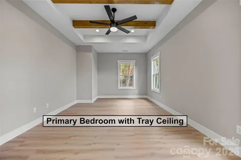 72 Canary Lane Hendersonville NC 28792