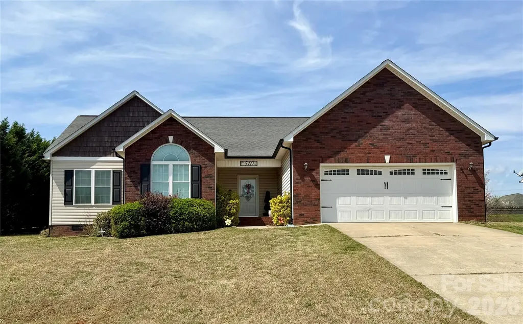 510 E Carpenter Street Maiden NC 28650