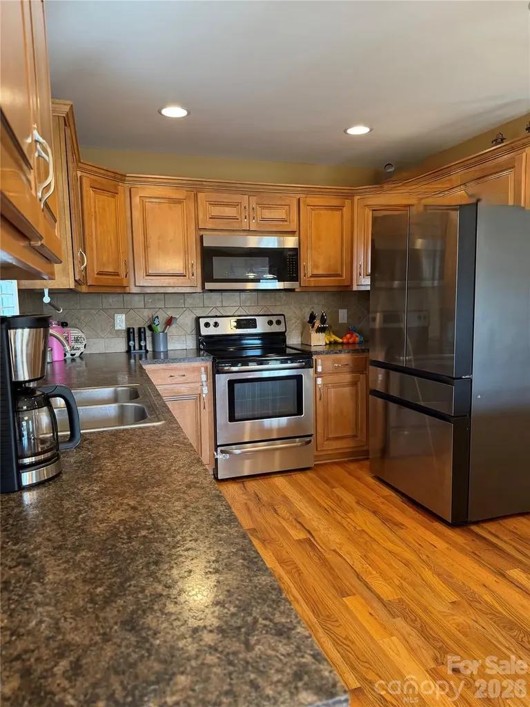 510 E Carpenter Street Maiden NC 28650