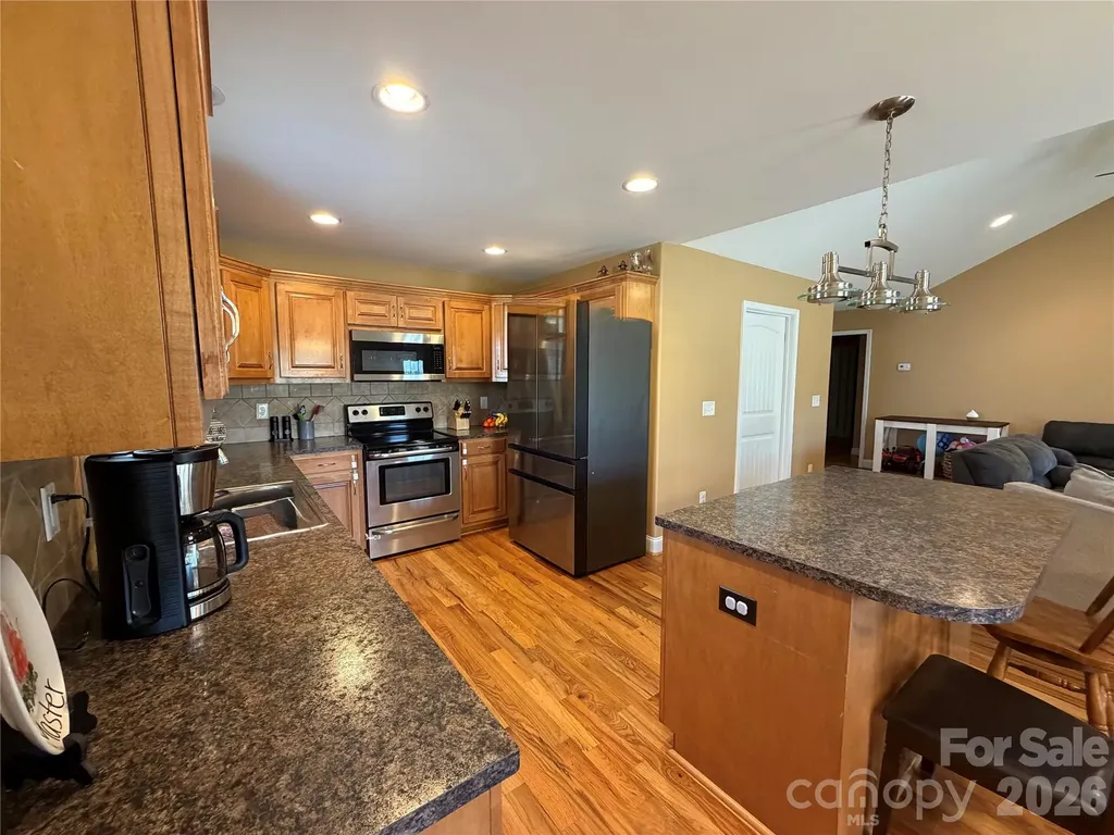 510 E Carpenter Street Maiden NC 28650