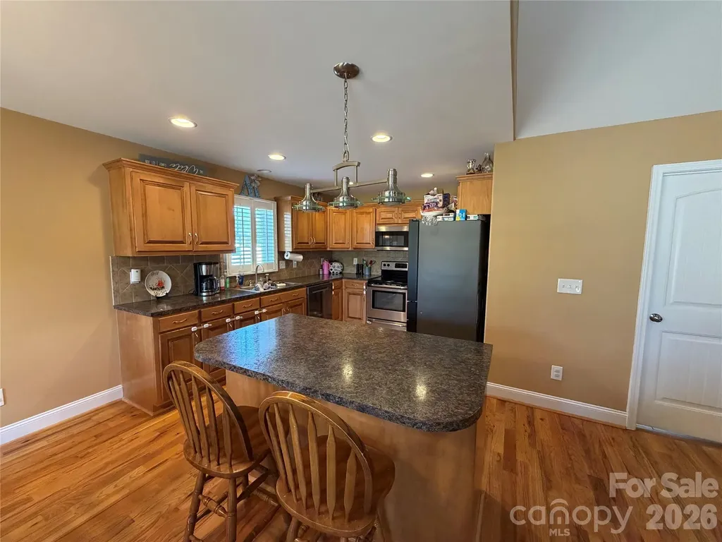 510 E Carpenter Street Maiden NC 28650